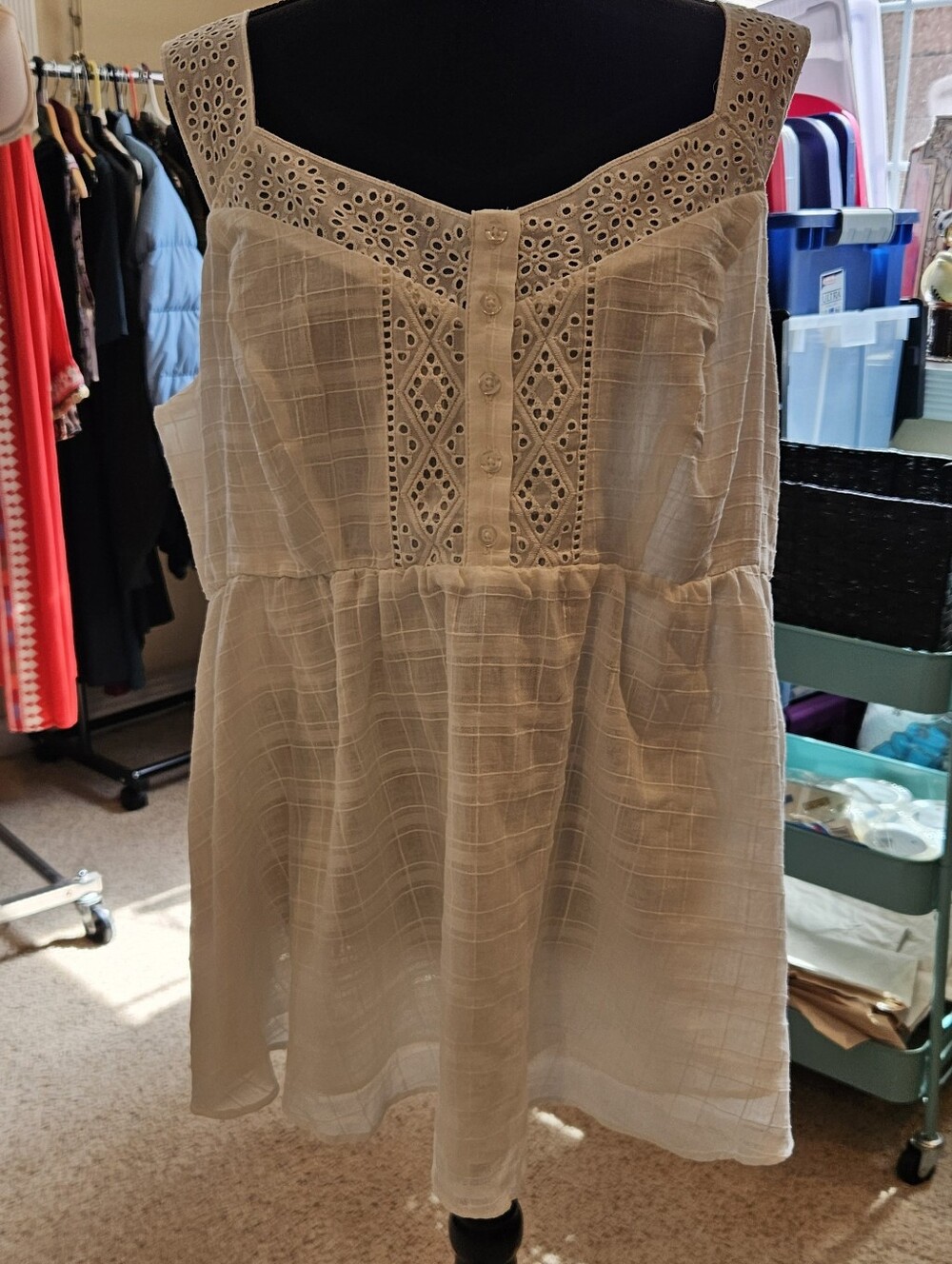 New Torrid Size 1 White Babydoll Window Pane Eyelet-Trim Tank Top